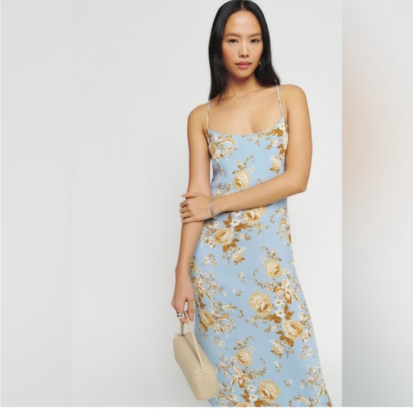 Reformation dress🌷🌷🌷🌷🌷 - Picture 2 of 11